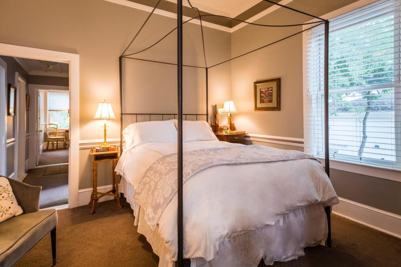 Inn St Helena St. Helena Zewnętrze zdjęcie