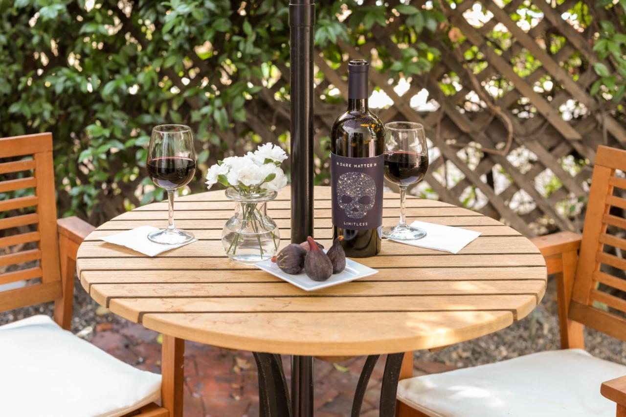 Inn St Helena St. Helena Zewnętrze zdjęcie